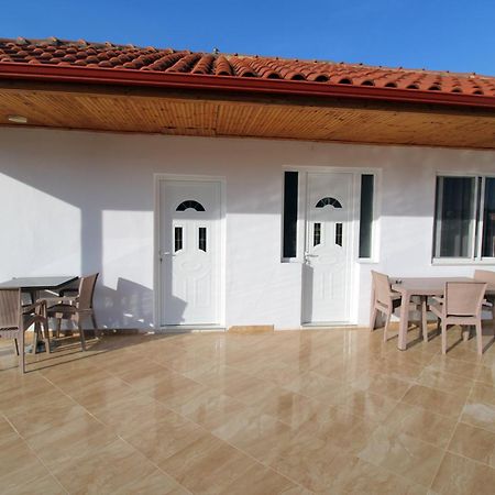 Seaside Vila Genti Pollo Ksamil Bagian luar foto